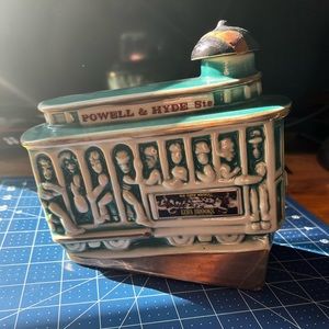 Ezra brooks whiskey decanter